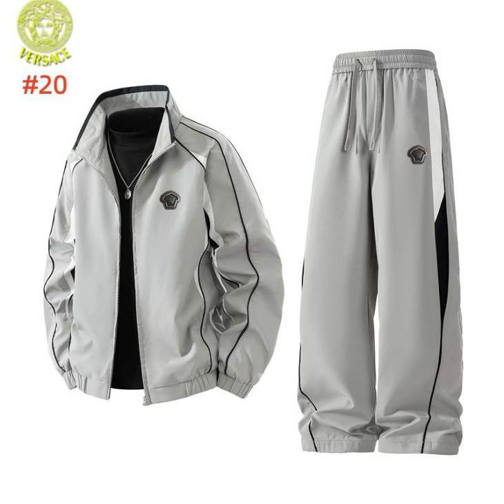 Picture of Versace Sweater Suits _SKUVersaceM-3XL12yr37042760